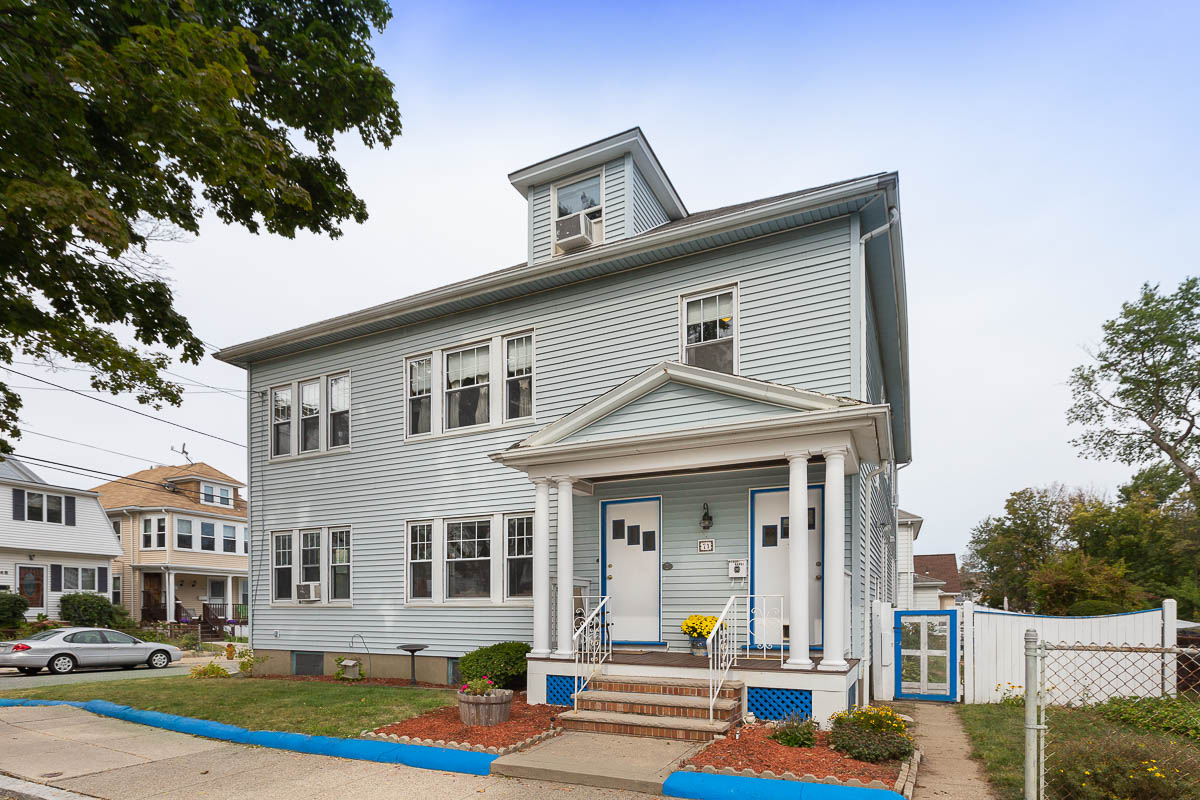 71 Paine St Ledge & Young Real Estate